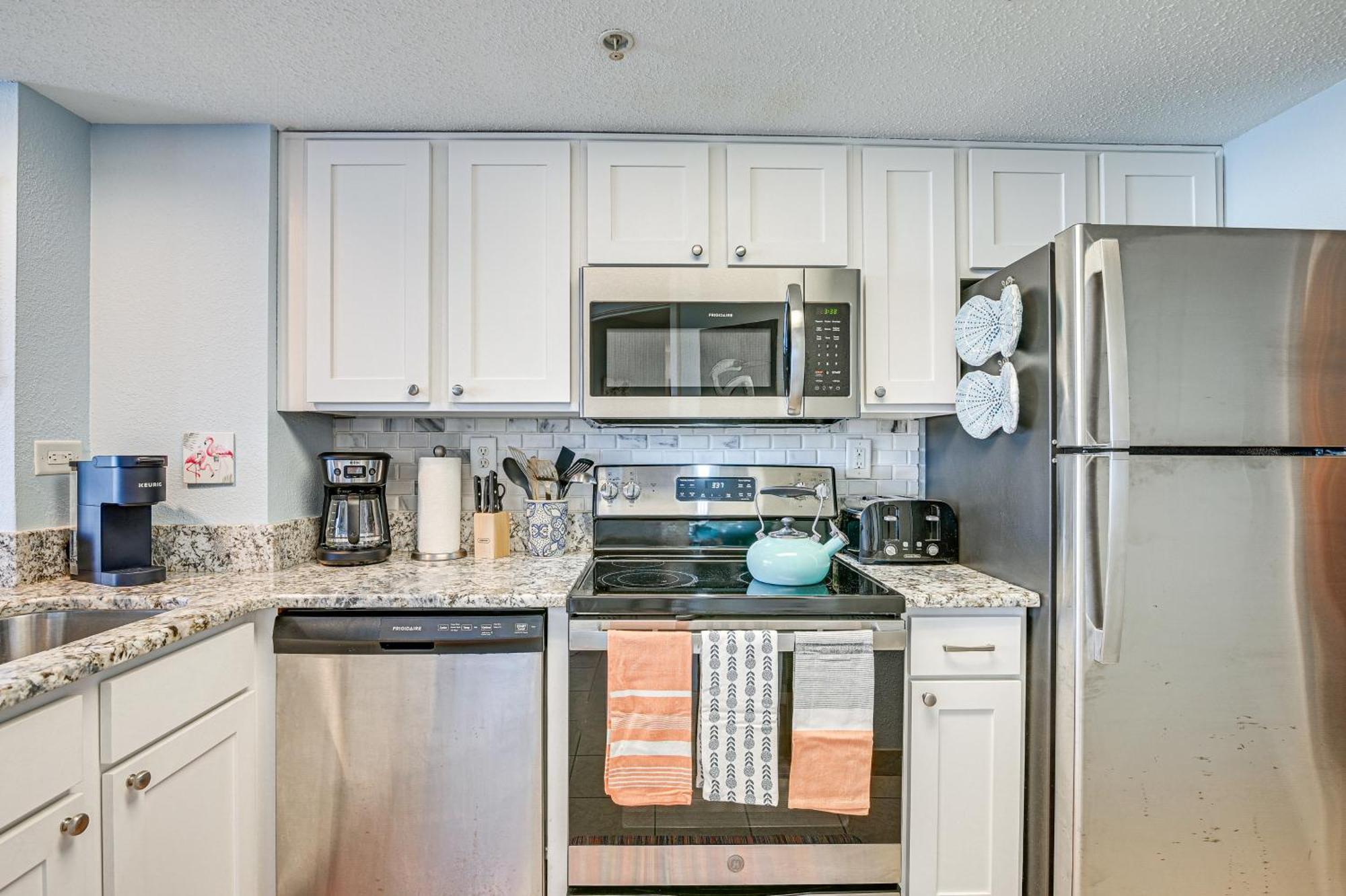 Beachy Condo With Pool Access And Steps To Boardwalk! Myrtle Beach Esterno foto